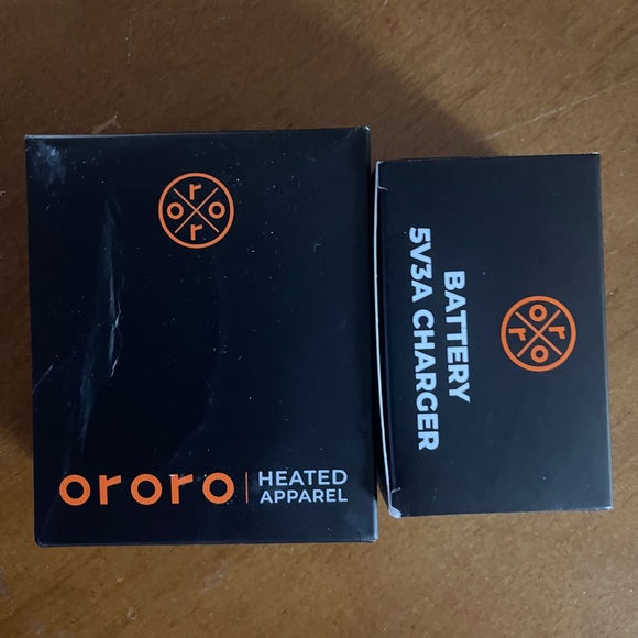 Ororo Heated Jacket with battery set. New in box - Picture 3 of 10